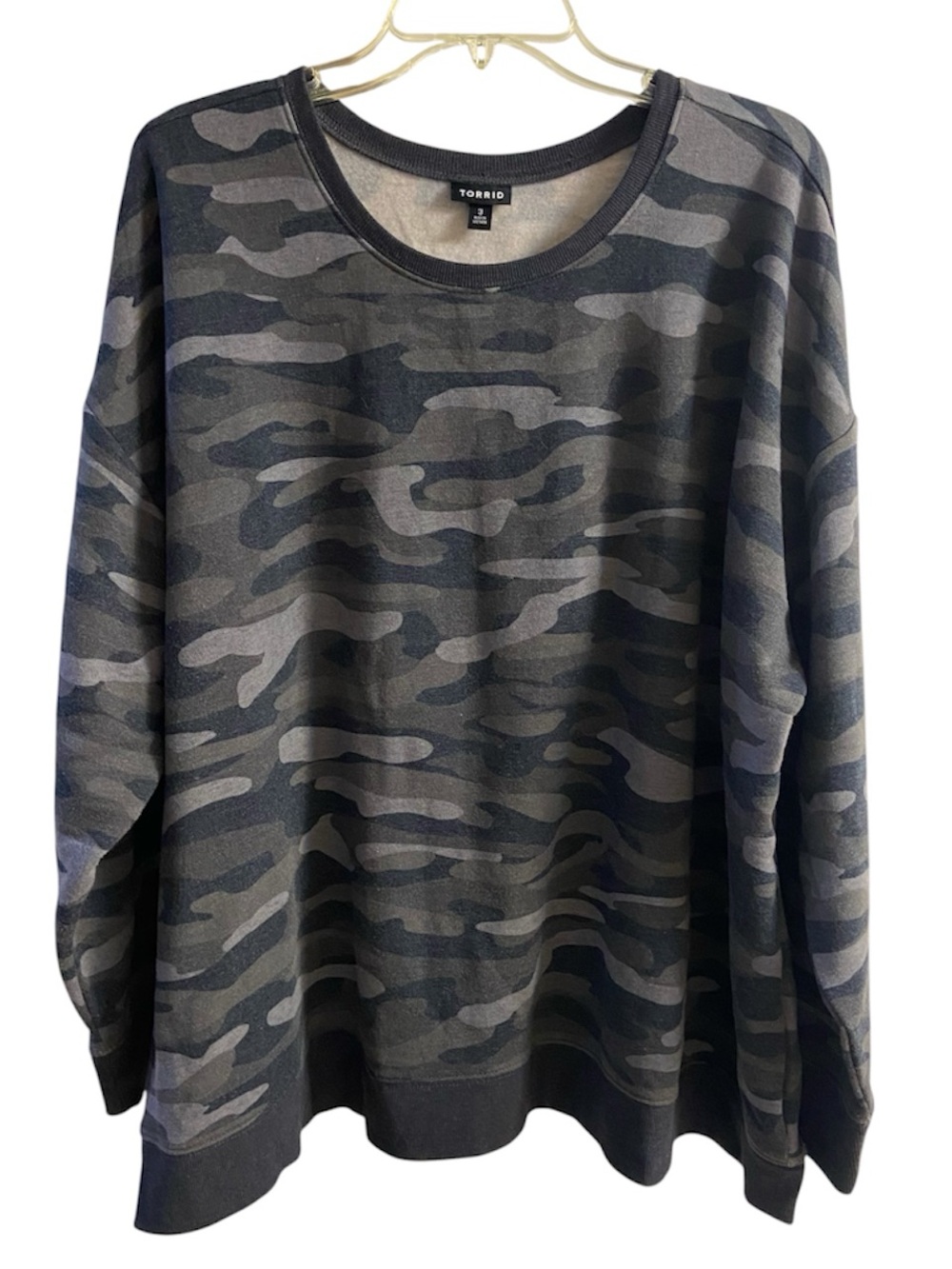 torrid Gray & Black Camo Crewneck Sweatshirt 3X